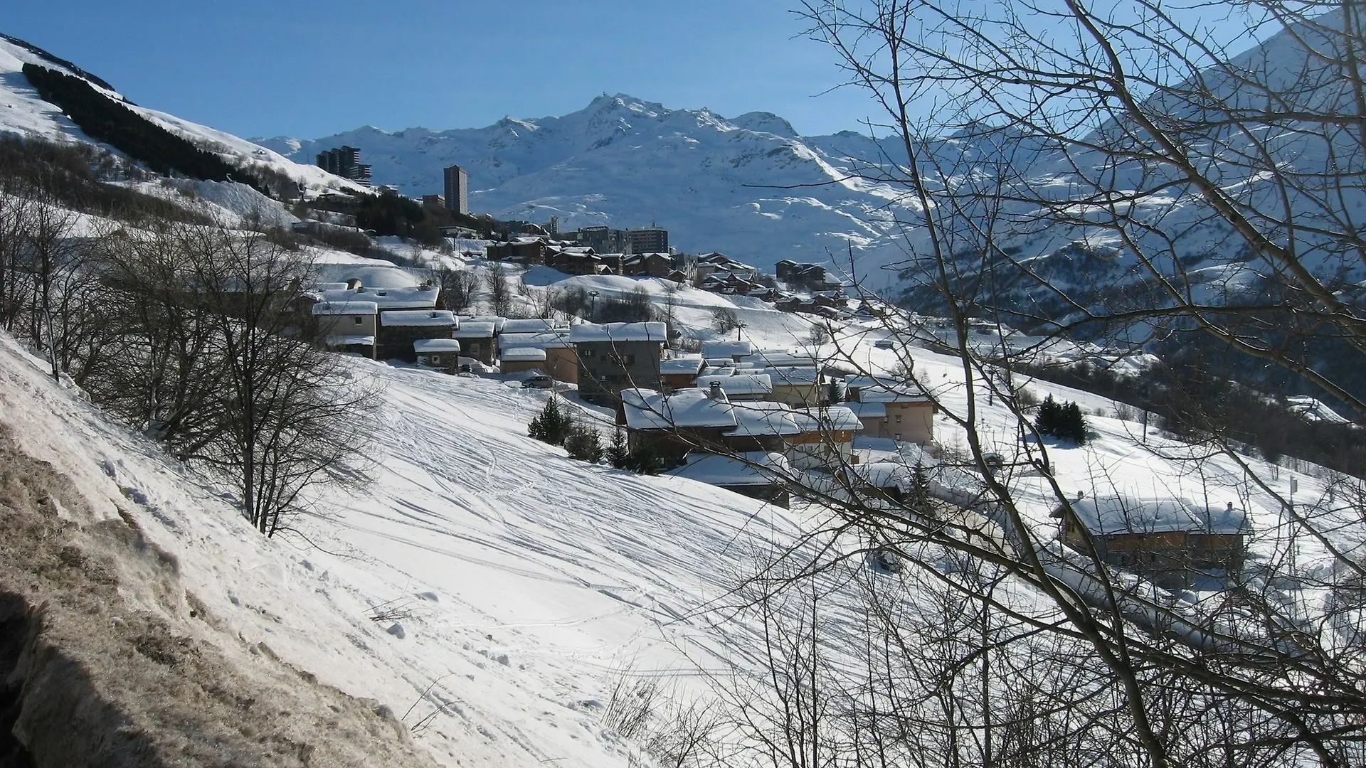 Genepi 1 - Sunny, 3-Bedroom Apartment Located In The Alps Les Menuires Saint-Martin-de-Belleville