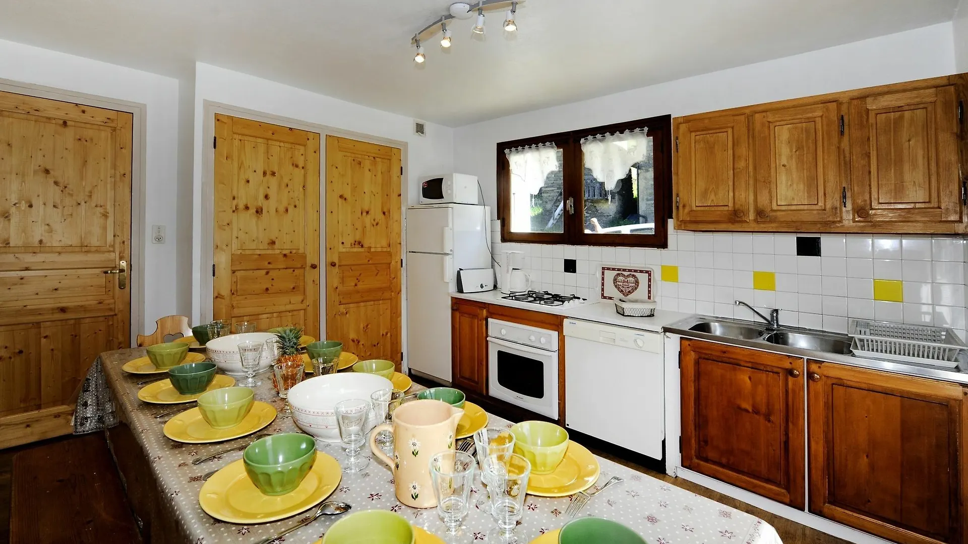 Genepi 1 - Sunny, 3-Bedroom Apartment Located In The Alps Les Menuires Saint-Martin-de-Belleville